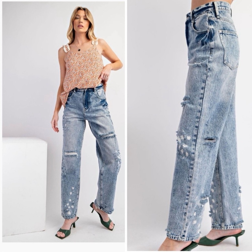 easel Light Blue Distressed Straight-Leg Jeans